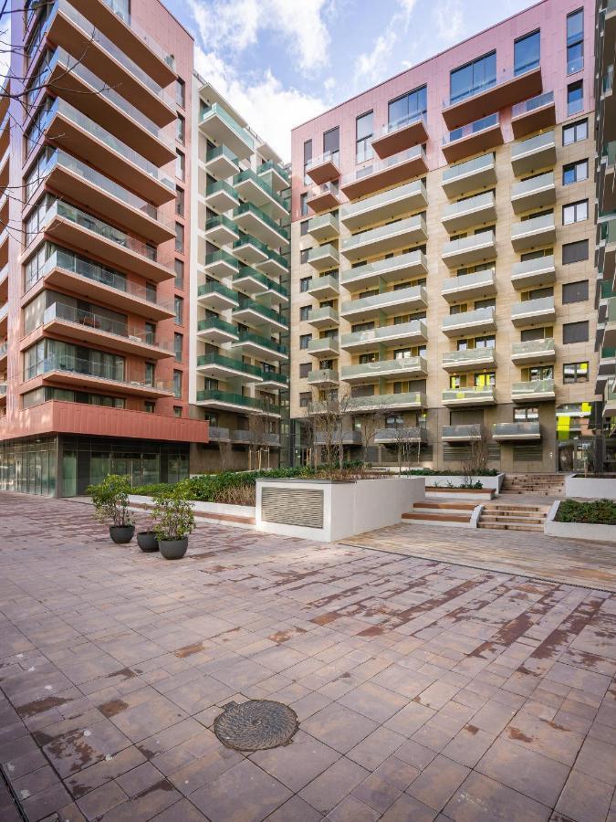 Grand Corvin Studio With Balcony Budapest Exterior photo