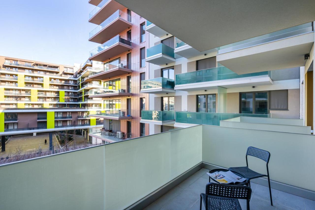 Grand Corvin Studio With Balcony Budapest Exterior photo